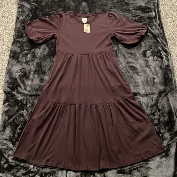 NWT Amazon Short Sleeve Tiered Midi Dress With Pockets - Picture 4 of 12